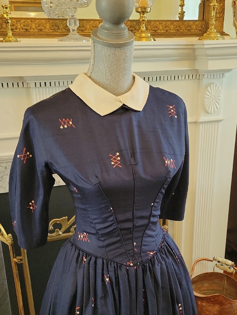 1950's Luncheon Dress - Picture 2 of 11